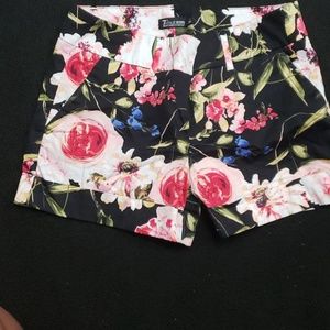 Cuffed Floral Print Shorts